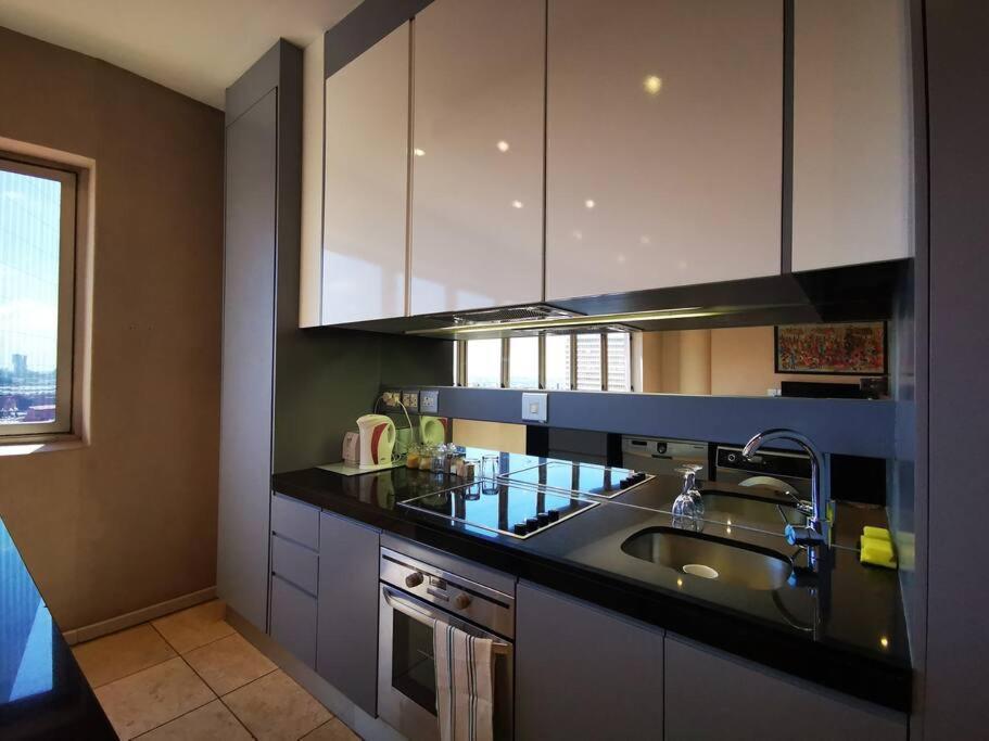 1007-Stunning Studio Apt With Incredible Joburg Views Johannesburg Exteriör bild